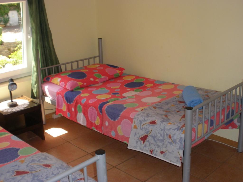Corry 1 Ravni Quarto foto